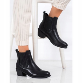 Ideal Shoes Cizme Slip-On clasice negru 1