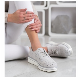 Goodin Încălțăminte din piele ajurată bej 1