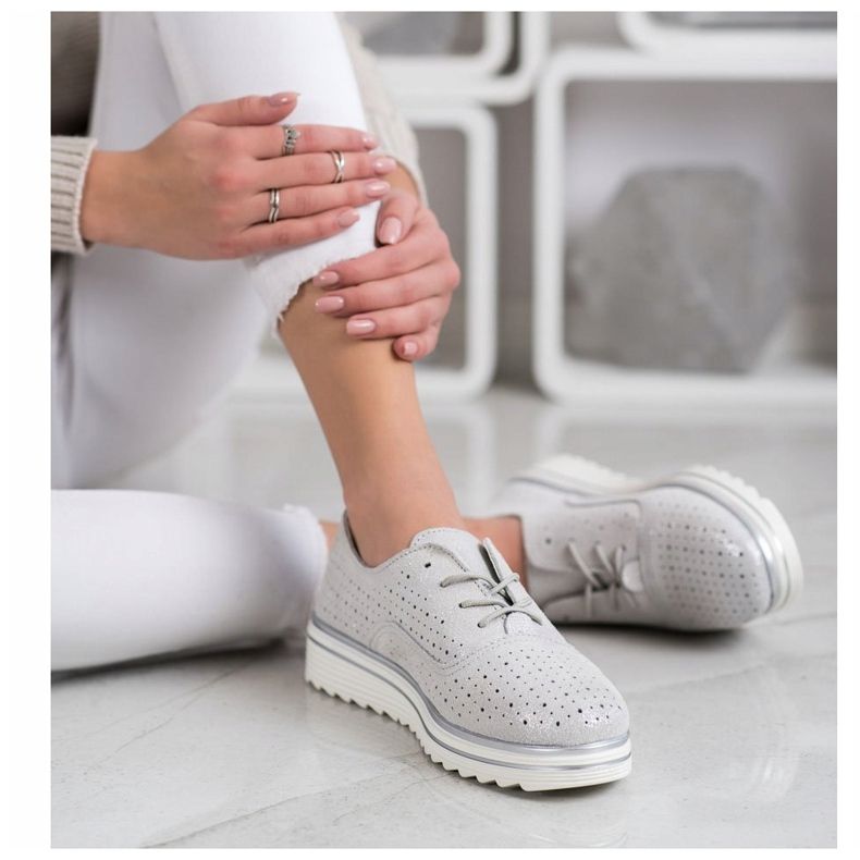 Goodin Încălțăminte din piele ajurată bej 1