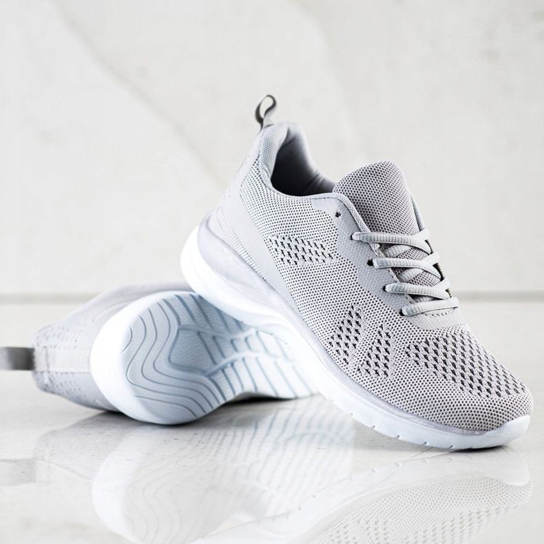 Bona Adidași gri deschis 2