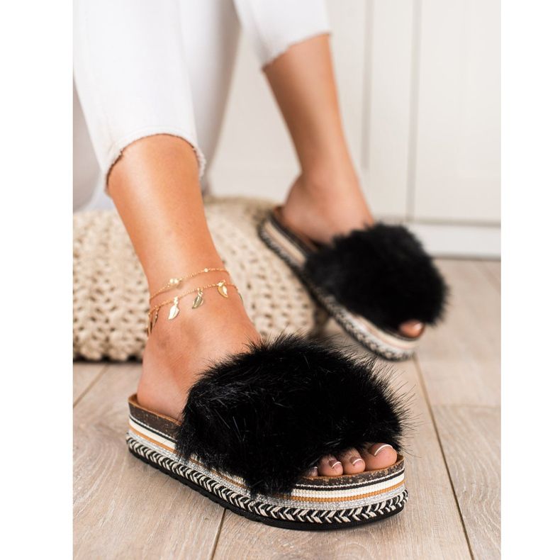 Seastar Papuci la modă pe o platformă decorativă negru 1