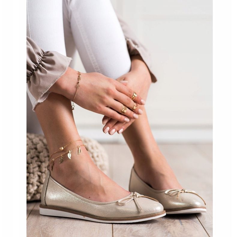 Balerina de Aur a lui Sergio Leone 2