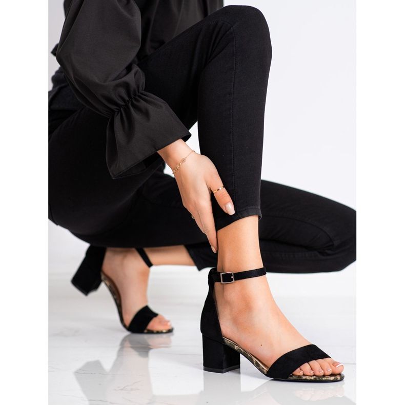 Sandale pe un bar Sergio Leone negru 1