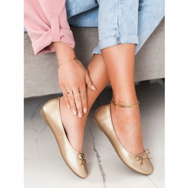 Clowse Balerina de Aur 2 Clowse Balerina de Aur 2