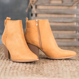 Seastar Ghete din piele de căprioară pe o bară maro 1 Seastar Ghete din piele de căprioară pe o bară maro 1