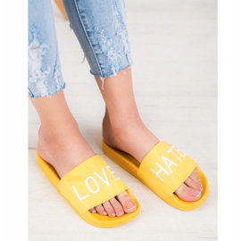 Small Swan Papuci din piele ecologică LOVE &amp; HATE galben 1