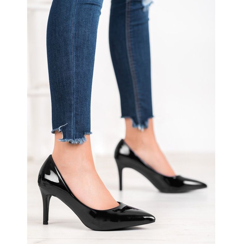 Small Swan Știfturi lăcuite negru 2