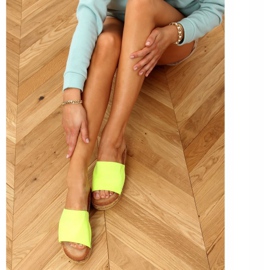 Papuci galbeni pentru femei galbeni 38846 Galben fluorescent 1