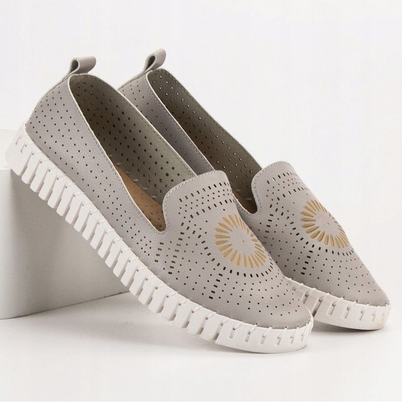 Tullo Lordii Cenușii gri 1