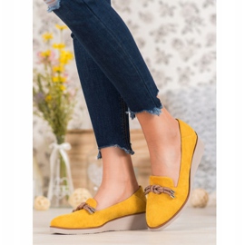 Lordii Galbeni Pe Pană VINCEZA 2