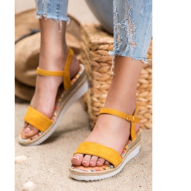 Yes Mile Sandale confortabile din piele de căprioară galben 2