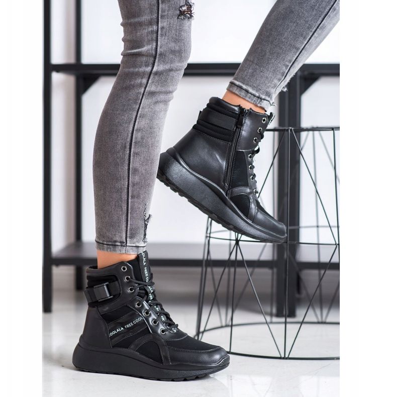 SHELOVET Ghete sport izolate negru 1