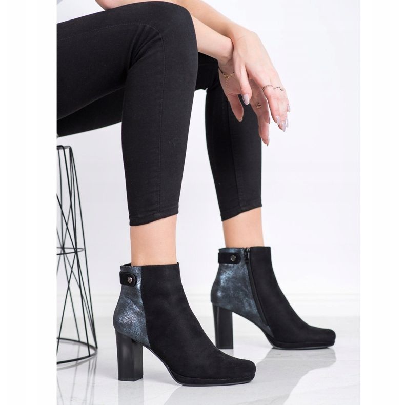 M.Daszyński Ghete pe un post negru 2