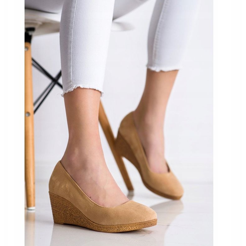 Goodin Pompe cu pană ușoară bej 2