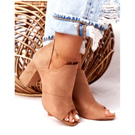 Cizme din piele de căprioară de primăvară pe un post Vinceza 21-17095 Bej 3 Cizme din piele de căprioară de primăvară pe un post Vinceza 21-17095 Bej 3