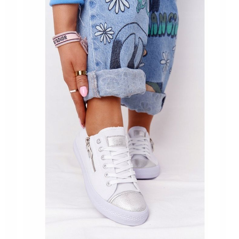 Adidași pentru femei Festivalul Alb-Argintiu 2