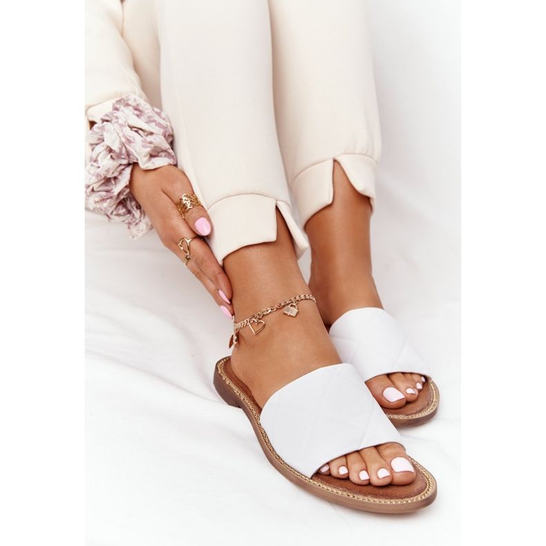 Papuci din piele cu matlasare Nicole 2650 White alb 1