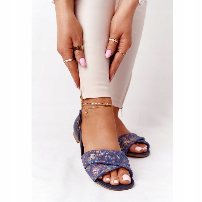 Sandale din piele cu flori Maciejka 04614-43 Blue Navy albastru marin de aur 1 Sandale din piele cu flori Maciejka 04614-43 Blue Navy albastru marin de aur 1