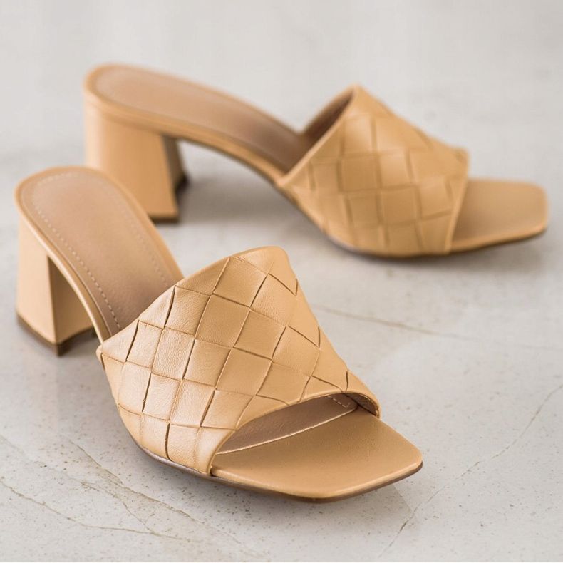 SHELOVET Flip-flops bej matlasați 1