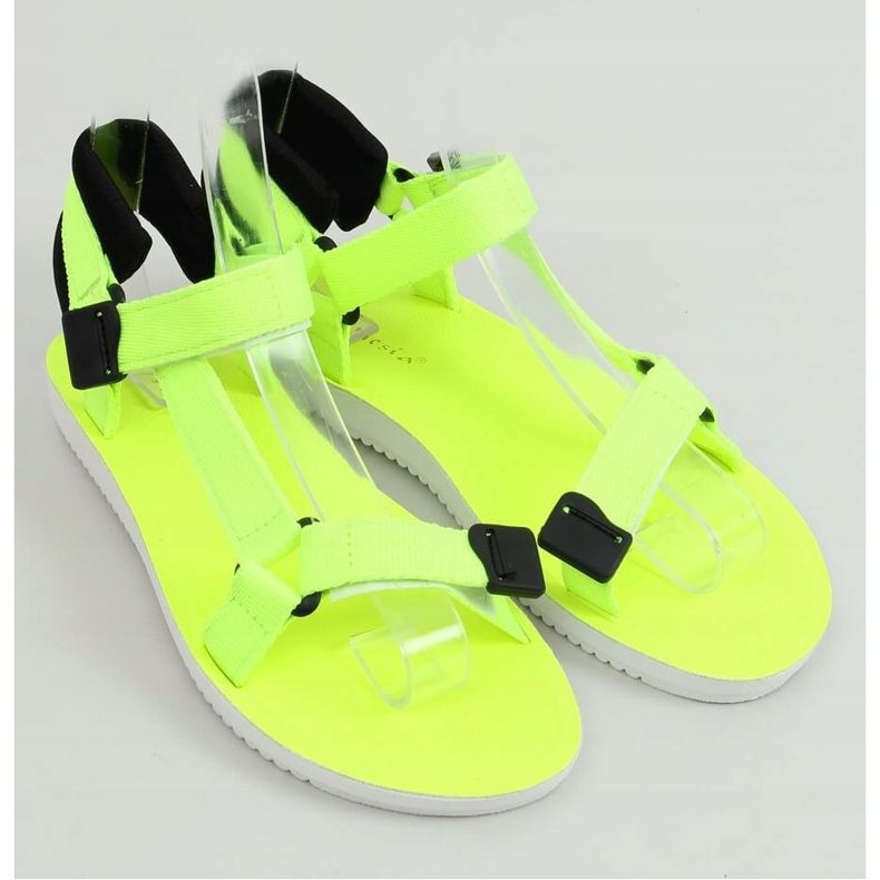 Sandale sport cu velcro galben N-67 Fluorescent Yellow 1 Sandale sport cu velcro galben N-67 Fluorescent Yellow 1