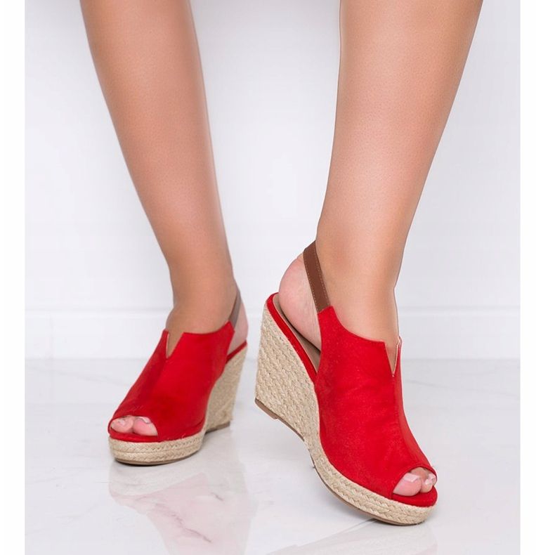 Sandalele cu pene roșii ale Lindy roșu 1 Sandalele cu pene roșii ale Lindy roșu 1