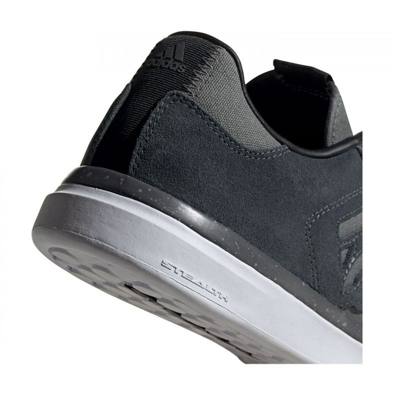 Pantofi Adidas Sleuth M EF7179 verde 1