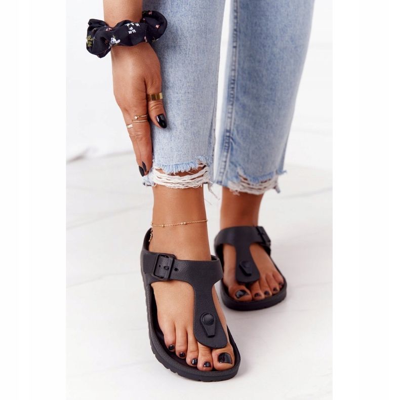 NEWS Flip-flops de cauciuc pentru femei Black Alma negru 2