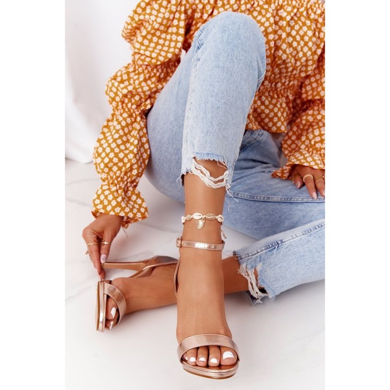 PG1 Sandale elegante pe toc înalt Glamour din aur roz de aur 1 PG1 Sandale elegante pe toc înalt Glamour din aur roz de aur 1