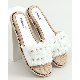 Papuci albi LS003 Flori albe 1