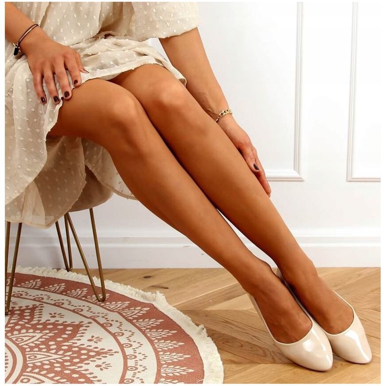 Balerini lăcuite bej lăcuite CC201 Bej 1 Balerini lăcuite bej lăcuite CC201 Bej 1