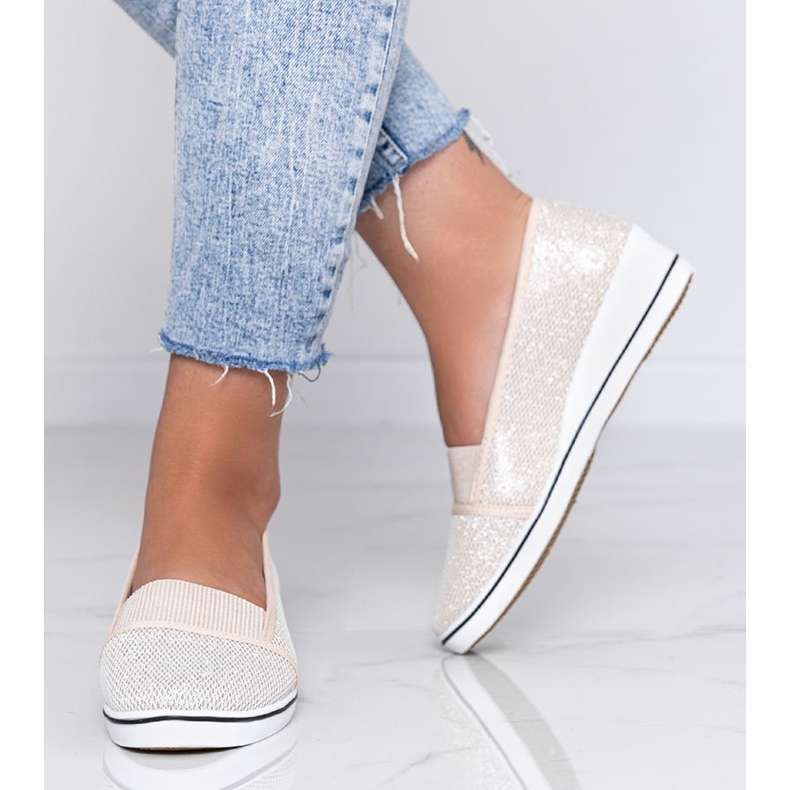 Balerini bej strălucitori pe pană Glam Star 1