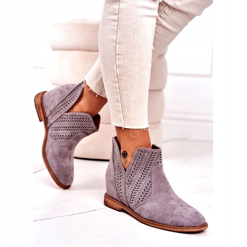 Cizme ajurate pe o pană Gri Melanie 3