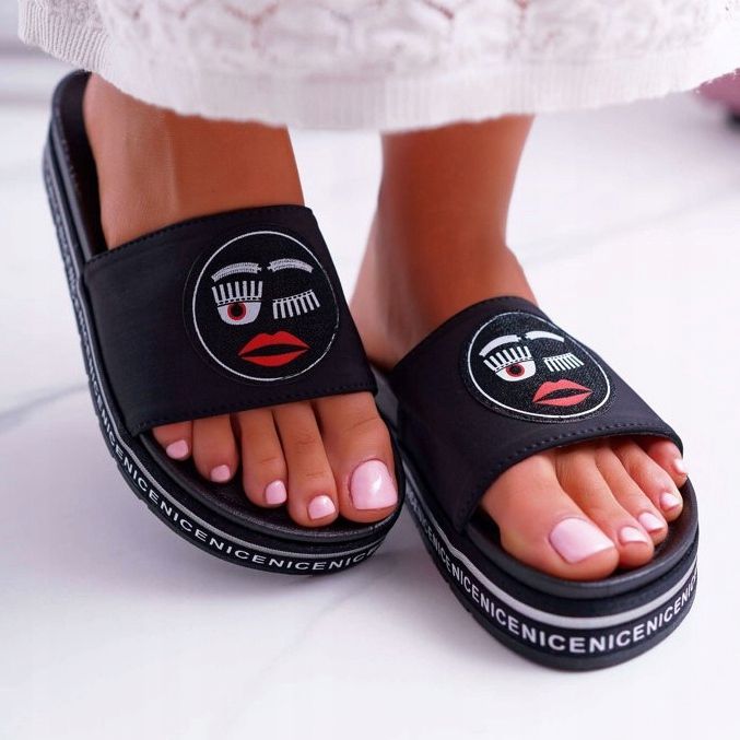 Papuci de damă pe platformă S.Barski 802-10 Negru 2