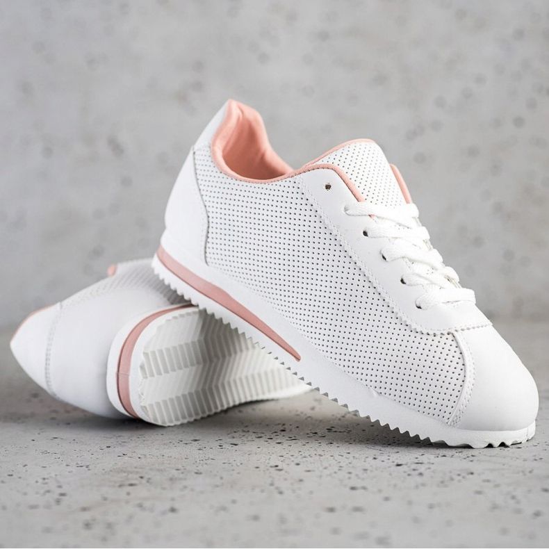SHELOVET Adidași cu deschidere elegantă alb 1 SHELOVET Adidași cu deschidere elegantă alb 1