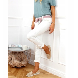 Domnii ajurati bej DY-09 Caise 1