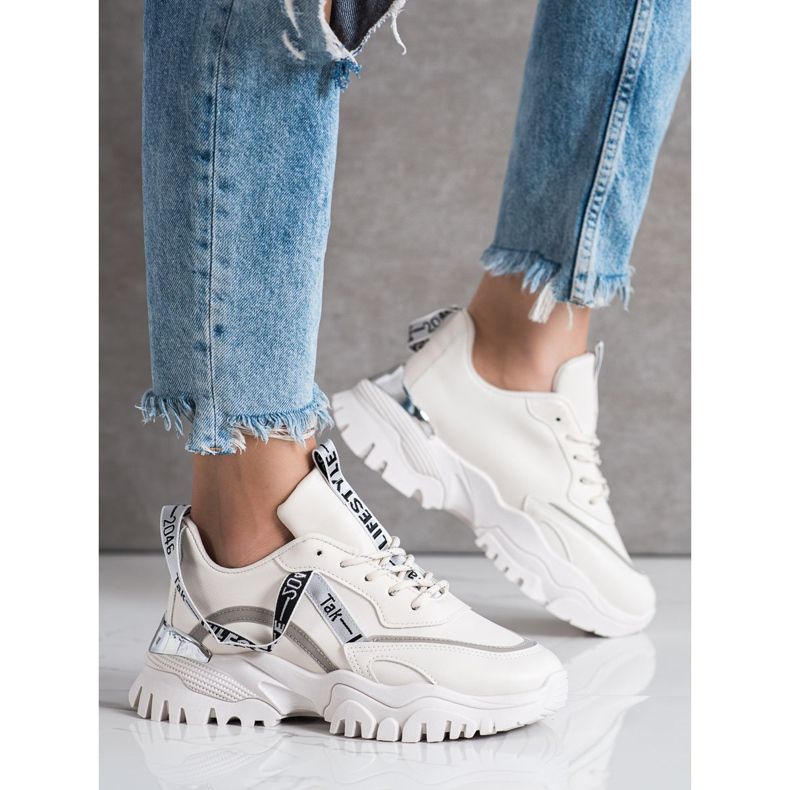 Ideal Shoes Adidași de modă bej 1