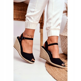 Sandale pentru femei pe pană împletită Big Star Black DD274A209 negru 3