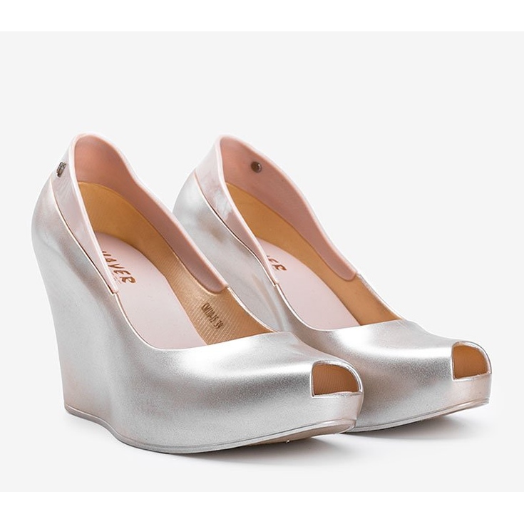 Golden Meliski pe panica Dinei de aur 1 Golden Meliski pe panica Dinei de aur 1