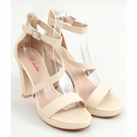 Sandale pe platforma bej S-839 Bej 1