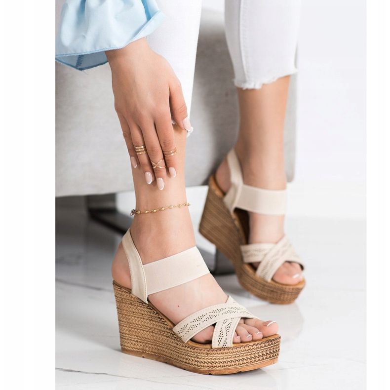 Sea Elves Sandale ușoare alunecoase bej 1