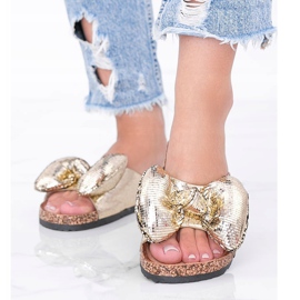 Papuci de aur cu arc Norris 1