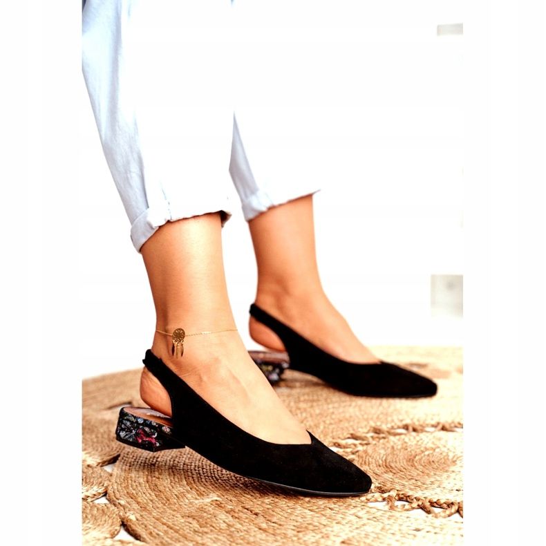 Pompă de damă Slip-on pentru femei din piele Maciejka Miami Black 04482-01 negru 2