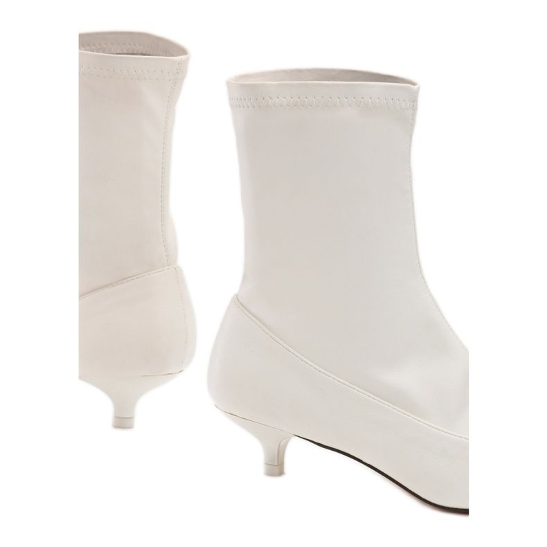 Vices Viciuri 1452-41 Alb 2