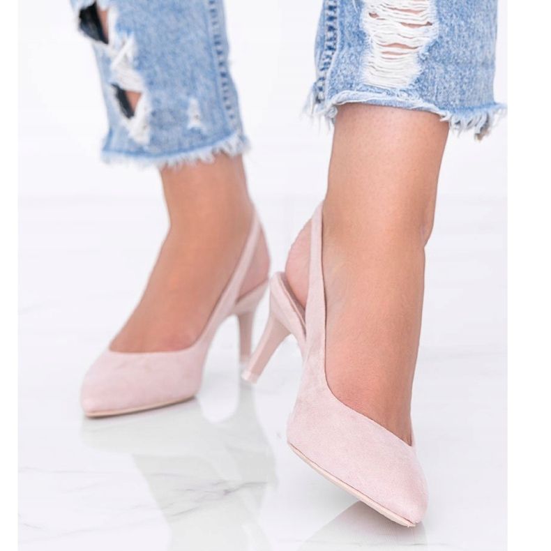 Pompele bej pe un toc Tari 1