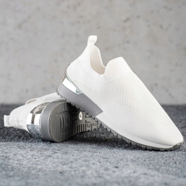 Renda Adidași cu deschidere albă 1