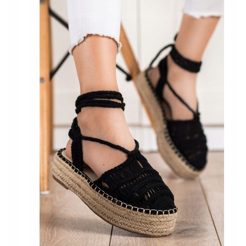 Small Swan Sandale Espadrilles Legate negru 1
