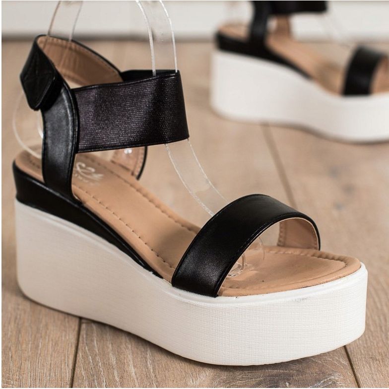 Small Swan Sandale cu pană la modă negru 1
