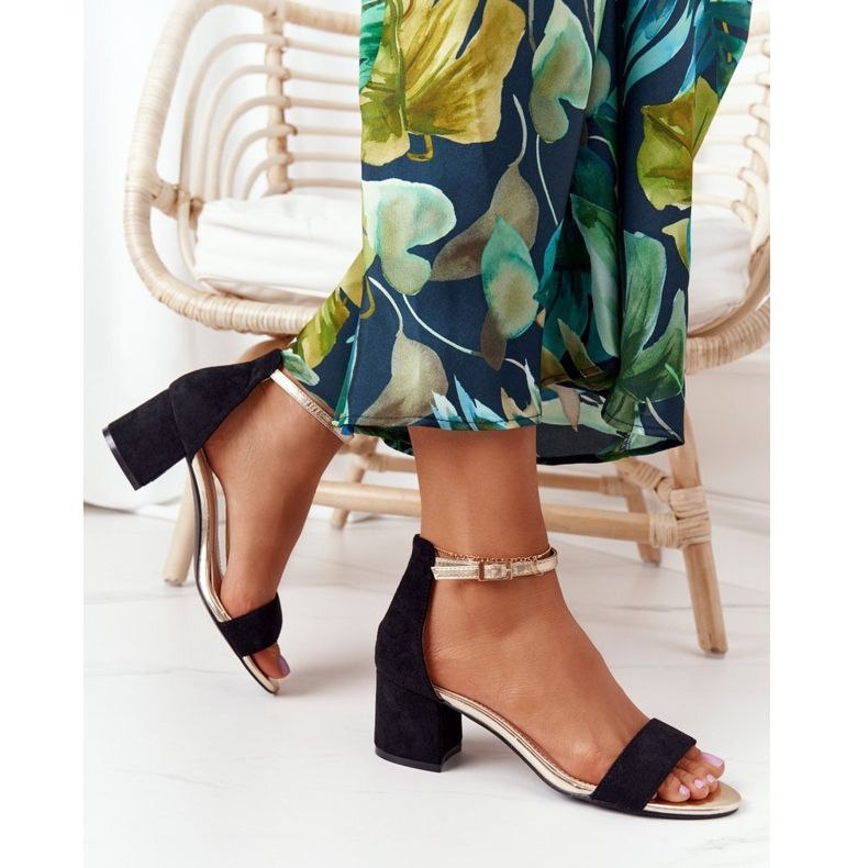 Sandale negre din piele de căprioară Janet negru 2 Sandale negre din piele de căprioară Janet negru 2