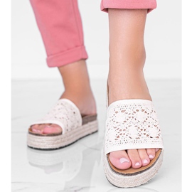 Papuci Glam Shape din dantelă bej 1 Papuci Glam Shape din dantelă bej 1