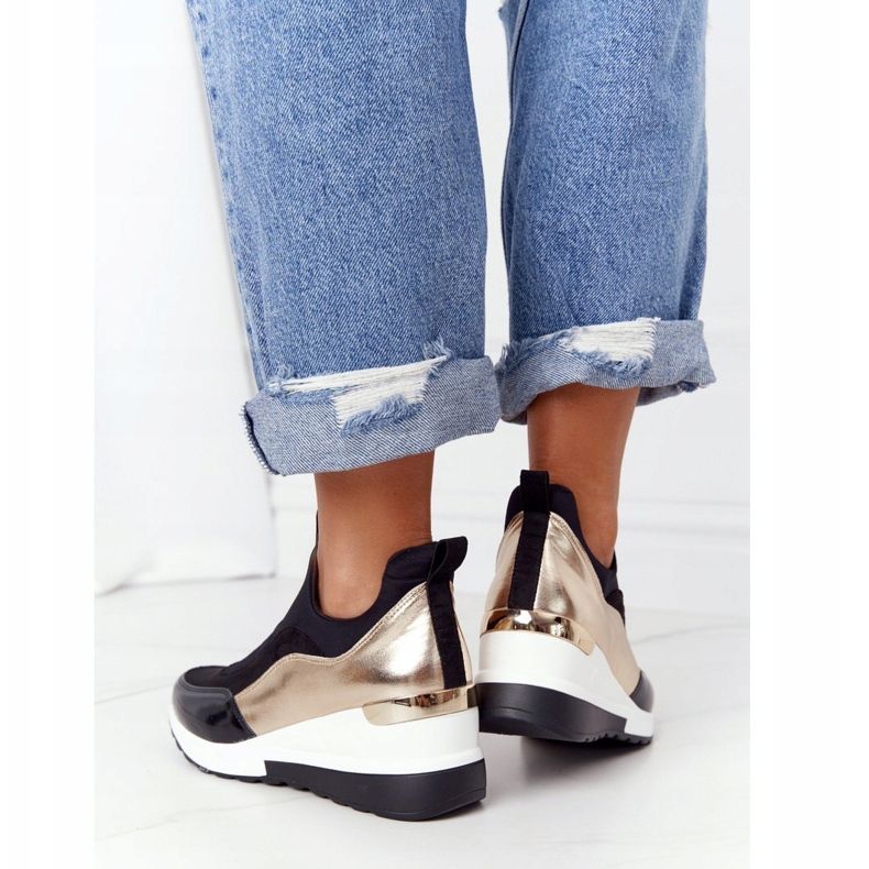 PE1 Adidași Wedge Black and Gold City Beat negru 2